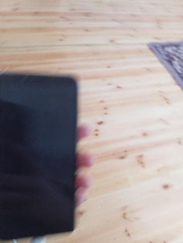 toptan telefon aksesuar: Qara rəngli smartfon - Korpus: mat qara arxa qapaq, alt hissədə arxa — 2