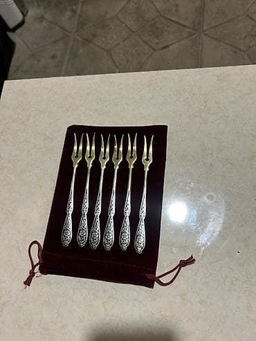 məktəb ləvazimatı: Gümüş cengel qasiq desti Qrami 5 manatdan qablarida var hamisi bur — 1