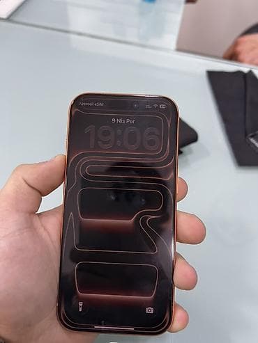 iphone 15 pro en ucuz: IPhone 17 Pro, 256 GB, Narıncı, Face ID — 4