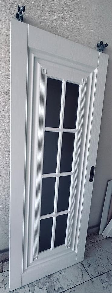 otag qapsi: 1 eded ev qapısı. 100azn.Ölcü 205/90sm. Ünvan yasamal *Tehi E — 1