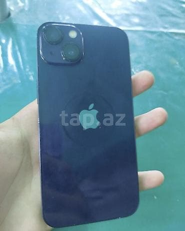 blu: IPhone 13, Mavi, Simsiz şarj — 3