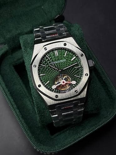 Yeni, Qol saatı, Audermars Piguet, rəng - Yaşıl