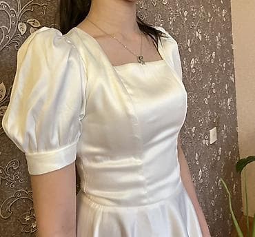 Ağ rəngli zərif qısa don - Parça: yüngül parıltılı atlas toxuması — 2