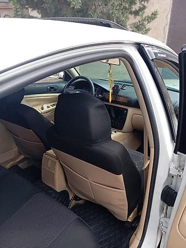 qar zenciri: Volkswagen Passat: 1.8 l | 2002 il Sedan — 4