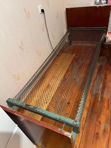 2 ci el yataq: İşlənmiş, Təknəfərlik çarpayı, Bazasız, Matrassız, Siyirməsiz, Azərbaycan — 1