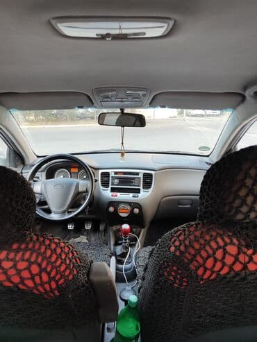 kia rio hecbek: Kia Rio: 1.4 l | 2005 il Hetçbek — 4