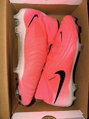 Nike futbol butsası – yüksək boğazlı, süni ot və təbii ot üçün dişli — 2
