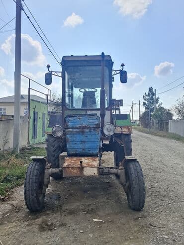 вентилятор с охлаждением в баку: Traktor MTZ tipli (kabinalı) - Yanacaq: dizel - Sürətlər qutusu — 4