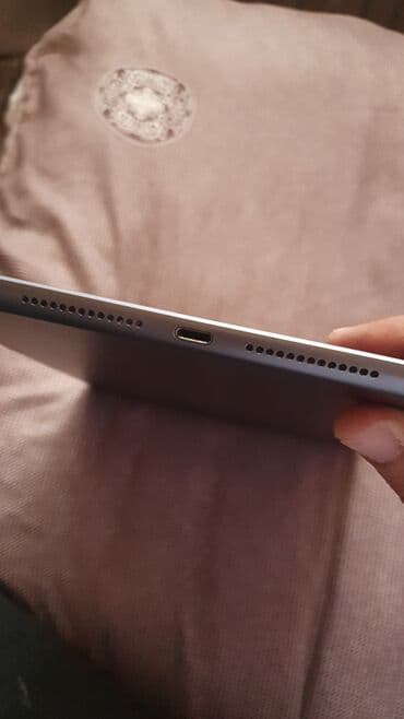 planşetlər işlənmiş: I pad 8 32 Gb satilir IDELDIR . tezeliyi ozumde olub . ustada olmayib — 4