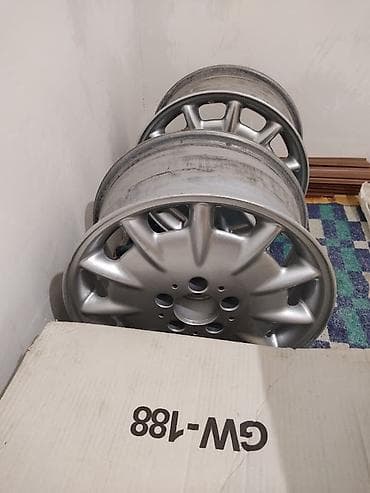 bbs disklər: Mercedes şam disklər satıram, 650 AZN. süper vəziyyətdədir. çat sınıq — 2