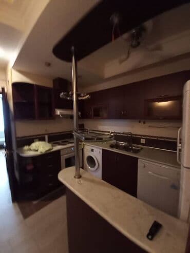 villa evləri: Həzi Aslanov metro stansiyası yaxınlığında,Akkord MMC-in binasında 2 — 14