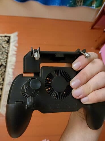 soyu: Salam oyun üçün console satılır . Xüsusiyyətləri : 1. 2000 mah — 1