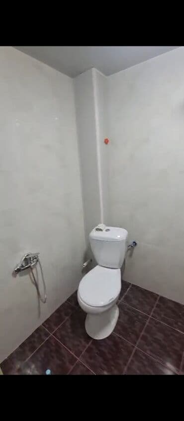 memar ecemi kiraye evler: Məkan Gəncə şəhəri Kirayə verilir Pasyolka 5/5 3 otaqlı təmirli — 9