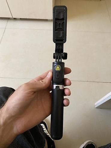 fl studio full: Bluetooth selfi çubuğu + mini tripod - Universal telefon tutacağı — 1