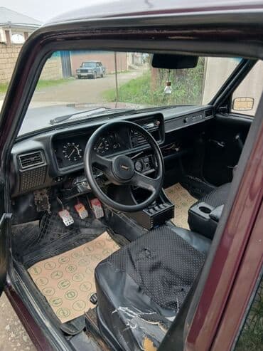 опель зафира а: VAZ 2107 sedan - Kuzov: 4 qapılı sedan, tünd qəhvəyi rəng - Şüşələr — 7