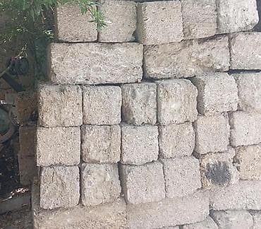 travertin daşları: İşlenmemiş teze daşlardir.tecili satilir .13 qepiy — 1