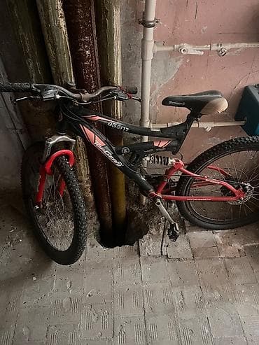 Salam.Velosiped Satılır 180Azn.Real alıcılar əlaqə saxlasın Watsapp — 2