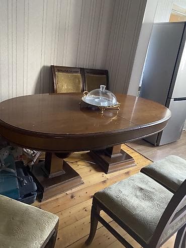 kasli fiqur: Qonaq otağı üçün, Oval masa — 2