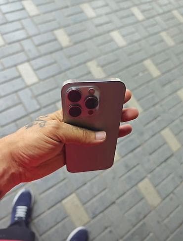iphone 12 pro ekran: IPhone 14 Pro, Gümüşü, Simsiz şarj — 5