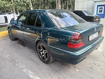 mercedes kreditle: Mercedes-Benz C 240: 2.4 l | 1998 il Sedan — 5