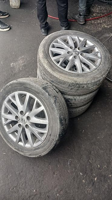 bmw disk type 0: Disklərdə problem yoxdur,təkərlər biraz zəifdir.
razmer:16 — 2