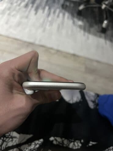 iphone 5 yeni: IPhone 11, 64 GB, Ağ, Barmaq izi, Simsiz şarj, Face ID — 2