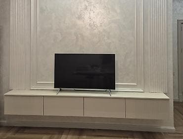Televizor altlığı satılır 250 m. Problemsizdi.Öl.uzunu 280,hunduru35