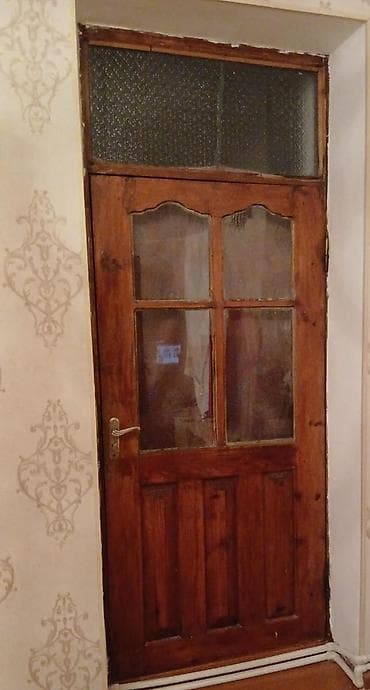 qapi ucun setkalar: 3 otaq qapısı 1 balkon qapısı, endirim olacaq. Taxta iç qapı – şüşəli — 2