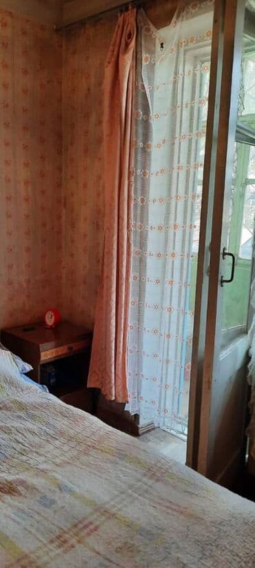 daşınmaz əmlak şəki: Bakı, 4 otaqlı, Köhnə tikili, 100 kv. m — 4