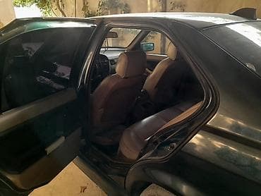 mator vaz: BMW 3 Series E36 sedan - Mühərrik: benzin, 6 silindir (şəhərdaxili — 4