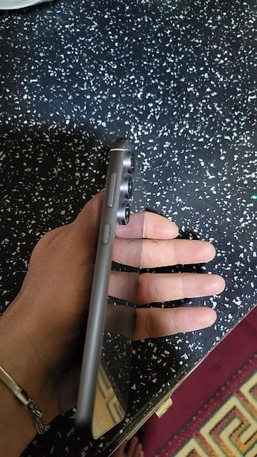 smart kamera wifi: Samsung Galaxy S23, Barmaq izi — 6