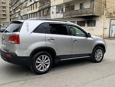 Kia: Kia Sorento: 2 л | 2011 г. Кроссовер — 7