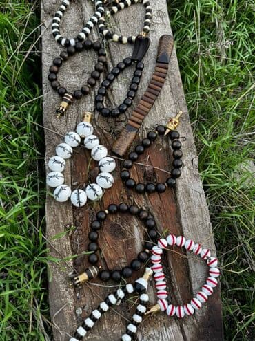 ebonit tesbeh: Təsbehlər hazər əldə var.
Çeşid çoxdu.
Çatdırılma edilir.
Əl işləridi — 8