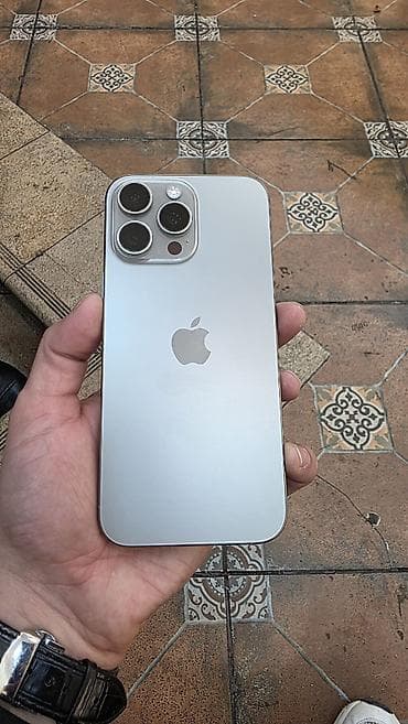 Elektronika: IPhone 16 Pro Max, 256 GB, Natural Titanium, Face ID — 1