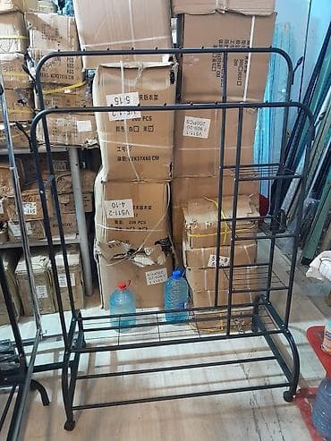 ev başmaqları: Salam eviniz üçün paltar asilqani dəsmal qoymağa rəfləri var yüksək — 3