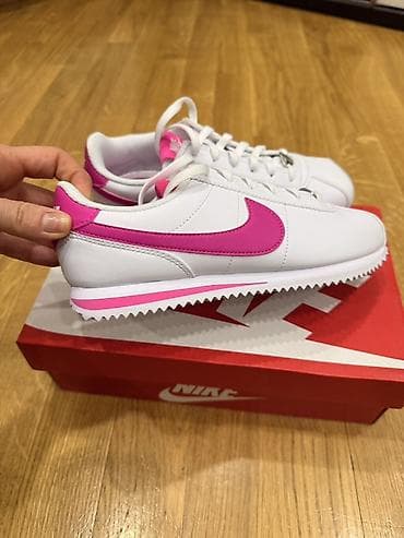 krosovka: Rəng - Ağ Krossovkalar, Nike, Ölçü: 36, Qız üçün — 2