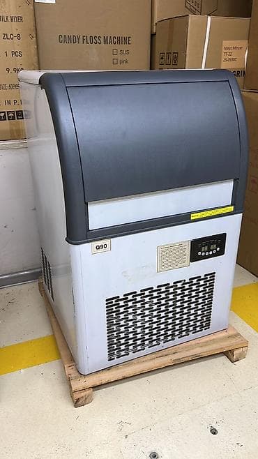 Buz aparati 1200 azn ✅28 kq-1200 azn ✅40 kq-1490 azn 6 ay zəmanət — 4