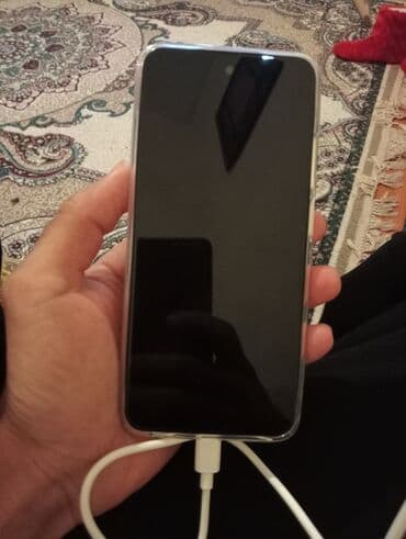 Apple iPhone: Tecno Spark 30C, rəng - Gümüşü, Barmaq izi — 1