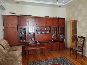 20 yanvarda 2 otaqli evler: Bakı, 2 otaqlı, Köhnə tikili, m. İçərişəhər, 55 kv. m — 2