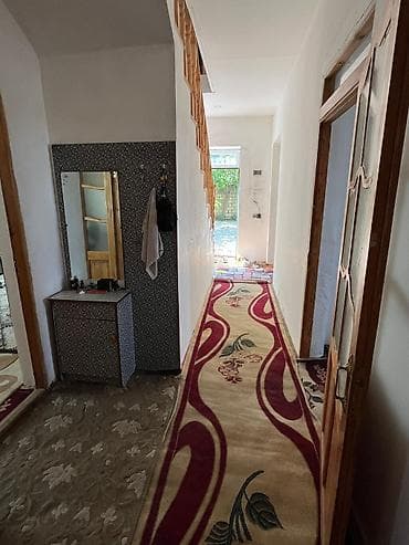 agdasda tecili satilan evler: Ev heyet evidir. 2 mertebelidir. 3 sot yarimdir. Ev 220 kvadratdi 1 ci — 5