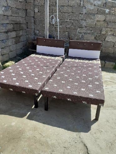 Tata: Kravat taza 
Hazırı var 
Çatdırılma münasib qiymata — 1