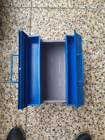 dülgər alətləri: Alət qabı yeni keyfiyyətli instrumentler üçün materialı metaldi — 2