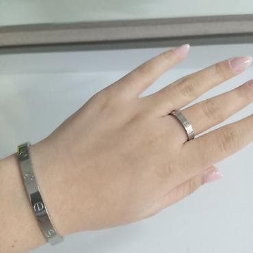 qedimi uzuk: Zərgərlik dəsti – paslanmayan polad və bəzək qaşları - Material — 1