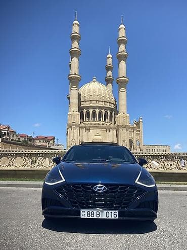Hyundai Sonata – sedan - Kuzov: aerodinamik, geniş ön barmaqlıq, LED — 1