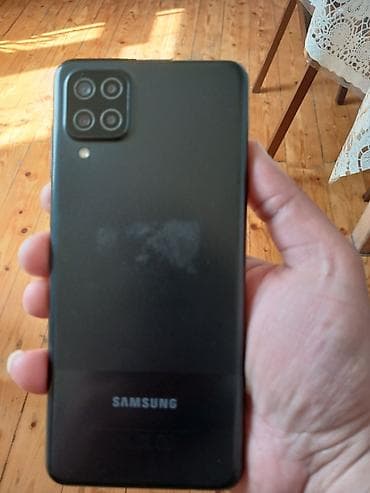 iphobe se 2016: Samsung Galaxy A12, 32 GB, rəng - Qara, Sensor — 3