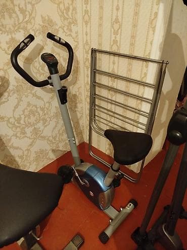 Bu, evdə istifadə üçün nəzərdə tutulmuş stasionar məşq velosipedidir