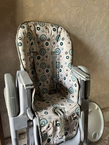 Uşaq yemək stulu - Rəng: boz konstruksiya, bej-yaşıl dairəli naxışlı