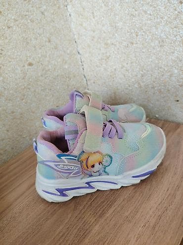 Krossovkalar, Ölçü: 27, Qız üçün lalafo.az -da Krossovkalar, Ölçü: 27, Qız üçün