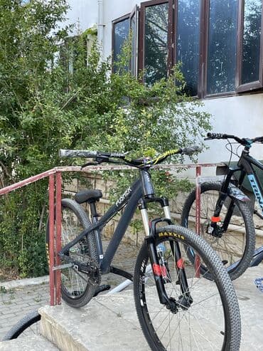 mingecevir velosiped: İşlənmiş Dağ velosipedi Stark, 26", sürətlərin sayı: 1, Ünvandan götürmə — 1
