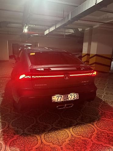 bmw m3 e92: Changan Uni-V: 1.5 l | 2024 il 23000 km Sedan — 2